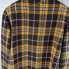 Retro della giacca Liu Jo a quadri tartan senape, nero e rosa con bordi sfrangiati